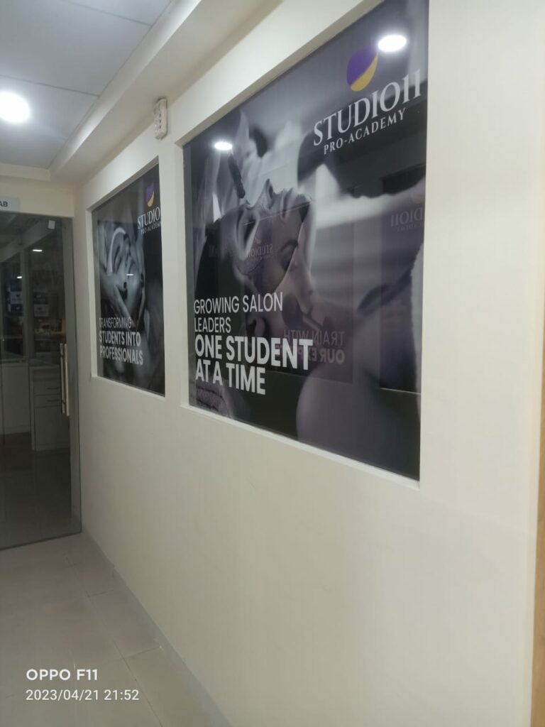 Studio11 Pro Academy — Balewadi — training floor