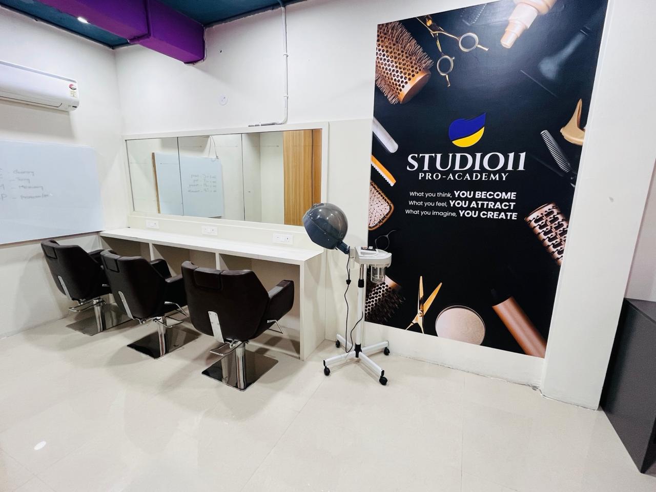 Studio11 Pro Academy — Karmanghat — training floor