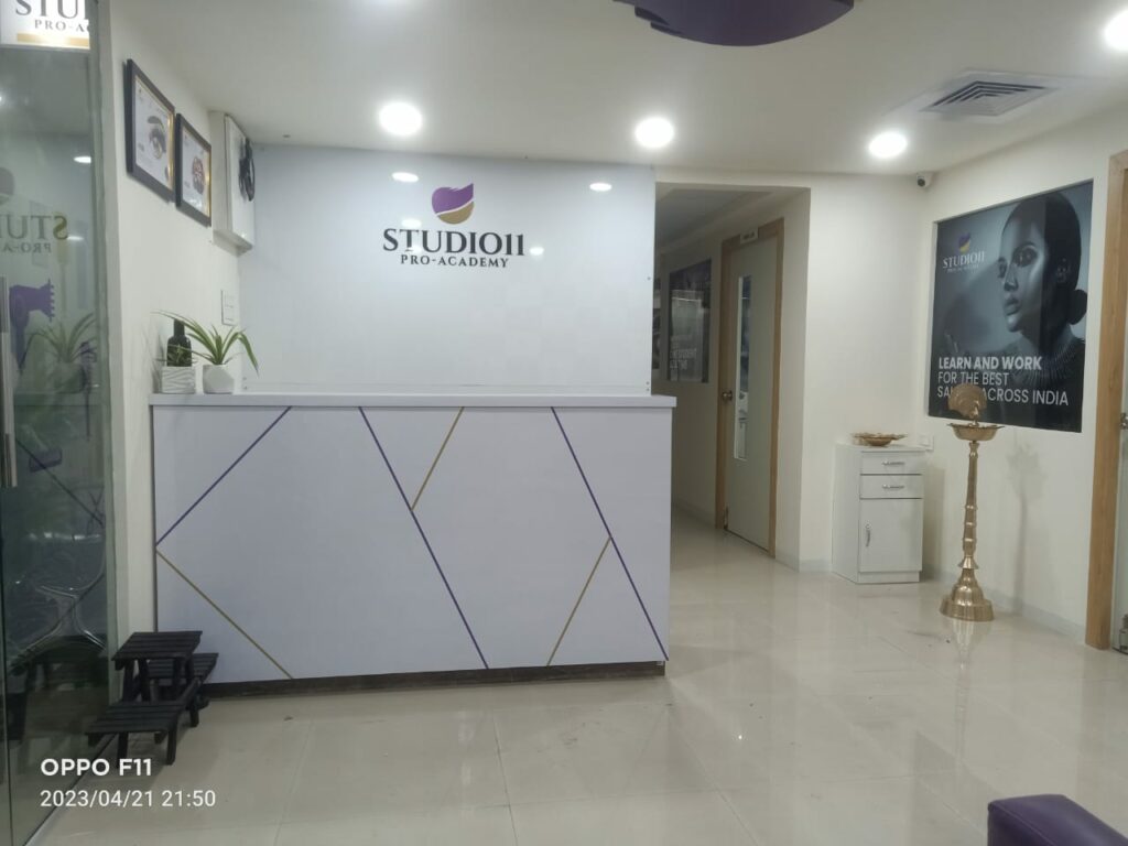 Studio11 Pro Academy — Balewadi — training floor