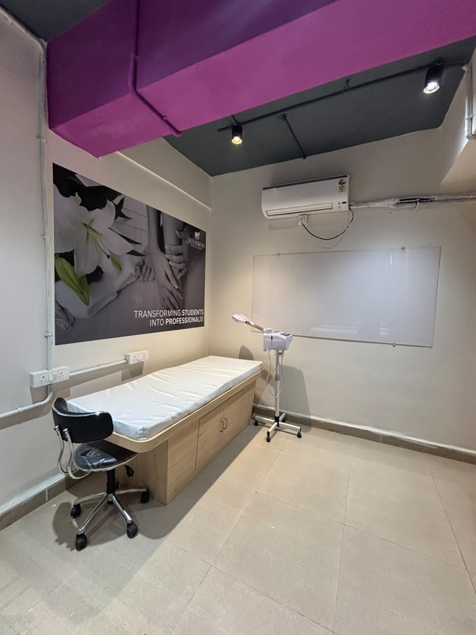 Studio11 Pro Academy — Ameerpet gallery 3